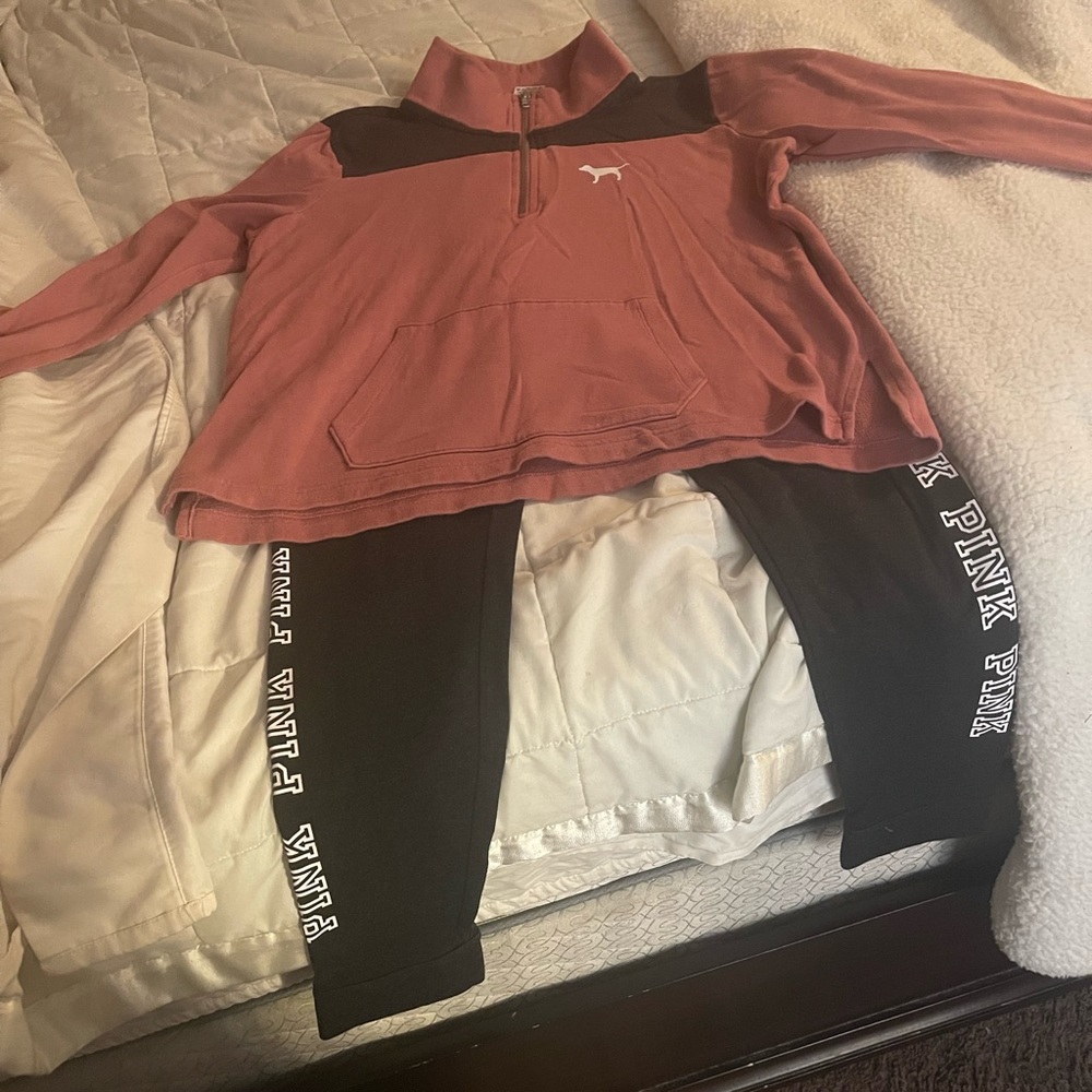 Victoria Secret Pink Yoga Outfit